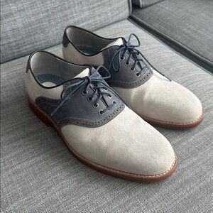 Classic Two-Tone Oxfords in Gray and slate blue